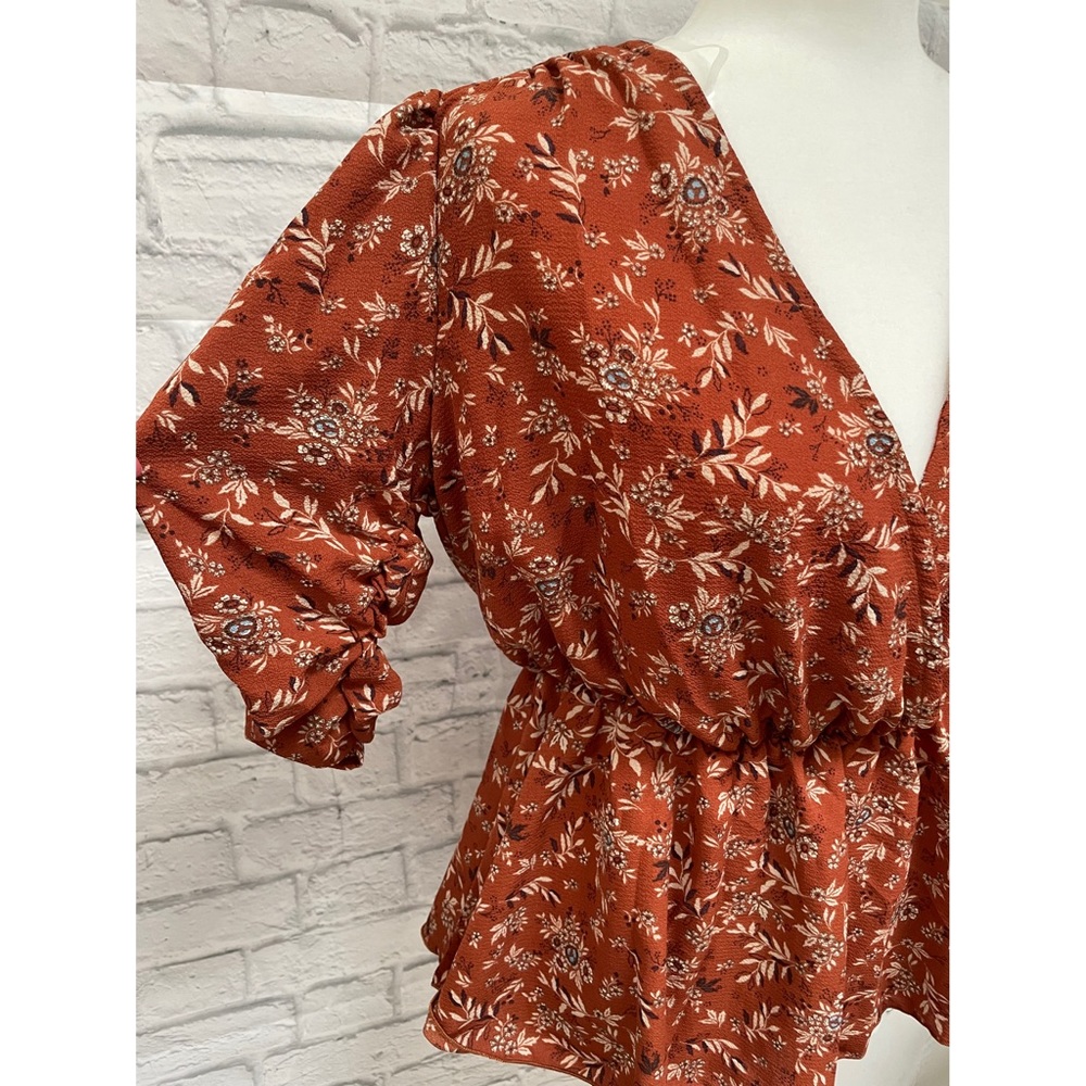 Flowy Rust Floral Top - Picture 3 of 3